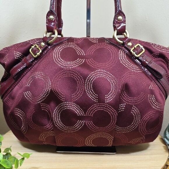 Coach Madison Sophia Satchel and Matching Trifold Wallet - Picture 4 of 16